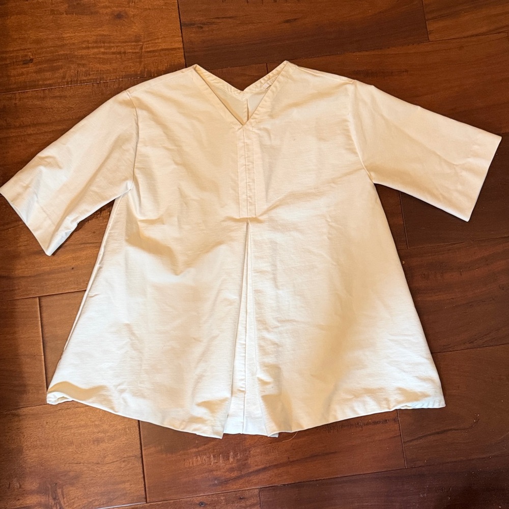 White COS top